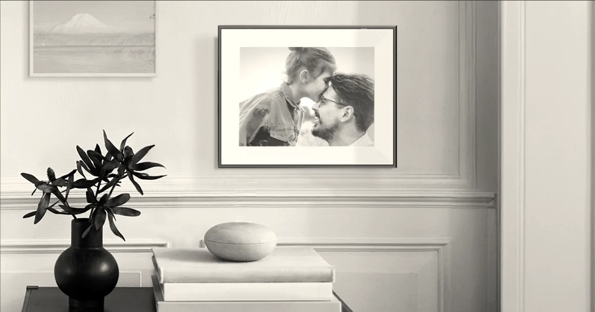Aura launches 13.3-inch e-ink photo frame for $499